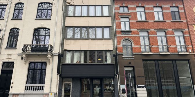 Bien professionnel à vendre à Leopoldplein 11, 3500 Hasselt