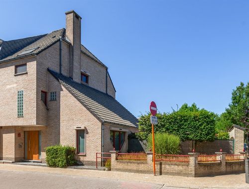                                         Maison unifamiliale à vendre à Sint-Niklaas, € 439.000
