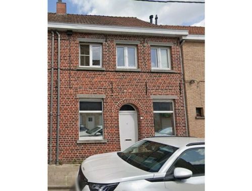                                         Maison deux facades à vendre à Dadizele, € 120.000
