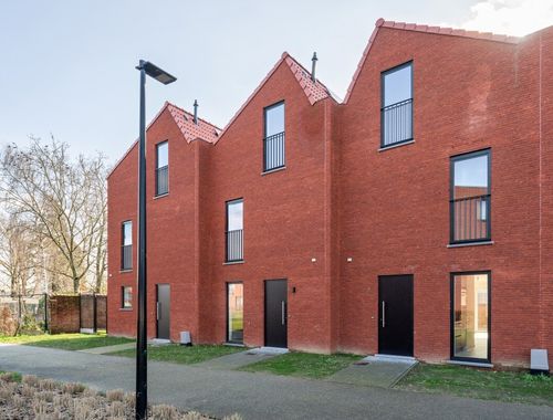                                         Maison unifamiliale à vendre à Ingelmunster, € 293.948
