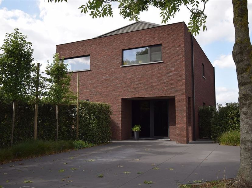 Maison à vendre
                    à 9680 Etikhove