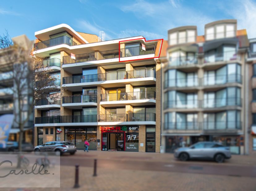 In het mooiste en modernste gebouw van Wenduine, genaamd Residentie Sara, kunt U dit instapklaar nieuwbouw duplex-appartement ontdekken!<br />
Gelegen