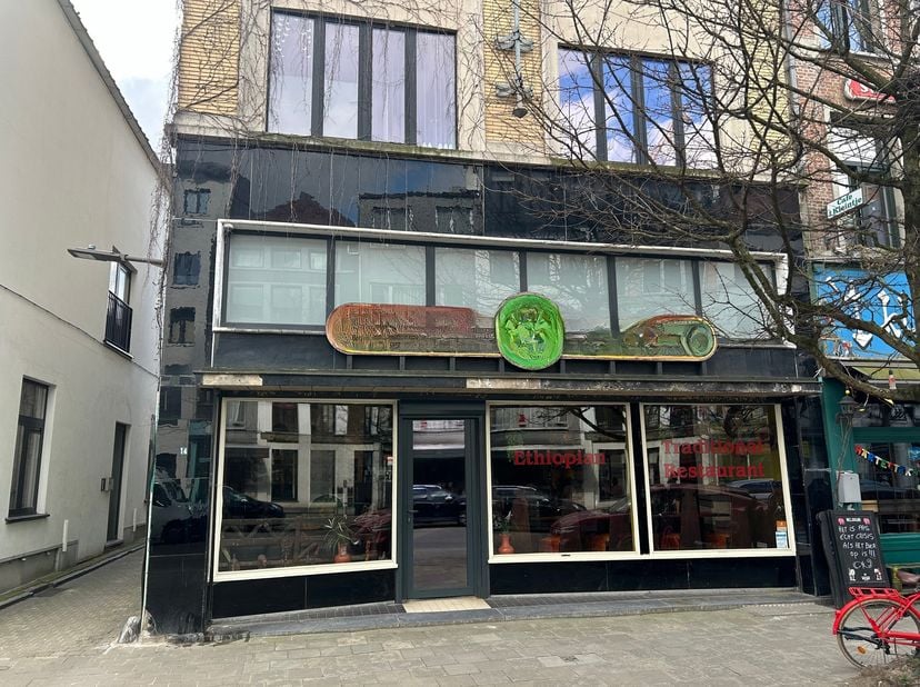 Bien professionnel à vendre
                    à 2000 Antwerpen
