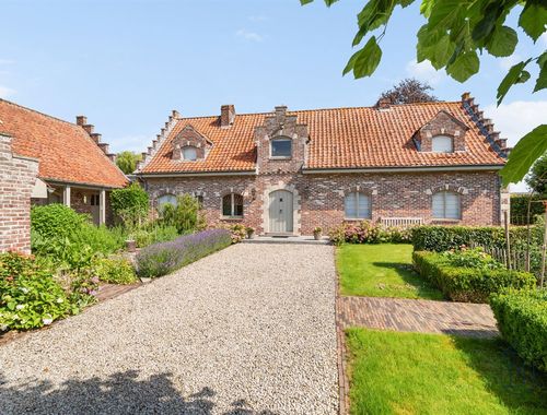                                         Fermette te koop in Amougies, € 595.000
