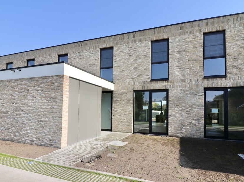 Maison à louer à Rommelsweg 10 N,
                    9980 Sint-Laureins