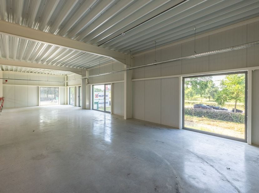 Nieuw KMO-Bedrijfsverzamelgebouw op Duurzame Toplocatie in Kortessem<br />
<br />
Op zoek naar een hoogwaardige werkplek op een strategische locatie?<
