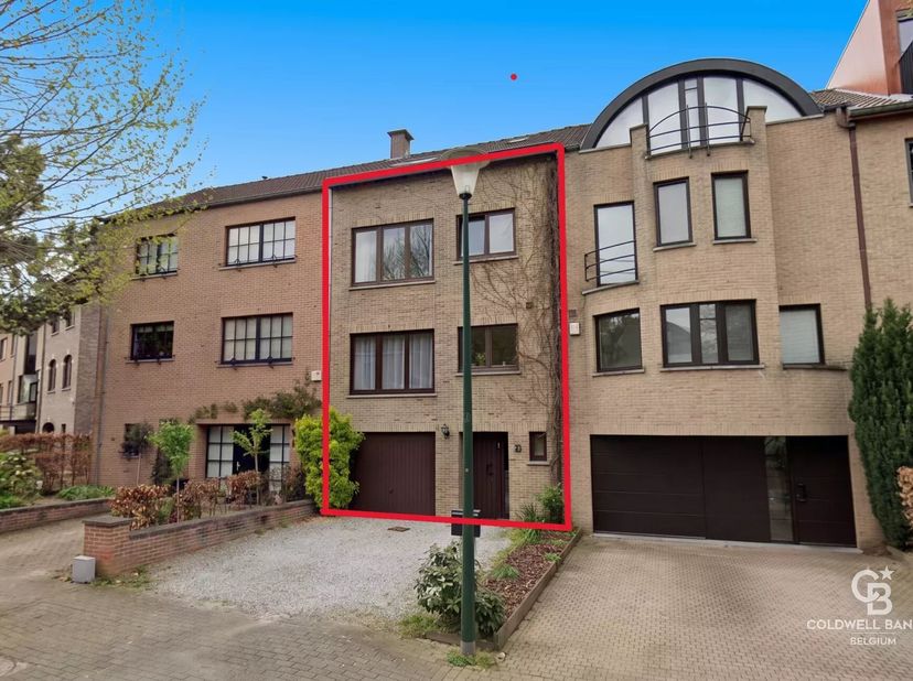 Maison à vendre à AVENUE DE BEERSEL 21,
                    1180 Uccle