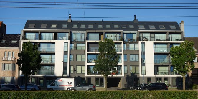 Garage te huur in Dokter Eduard Moreauxlaan 197 - 199 bus STPL 3, 8400 Oostende