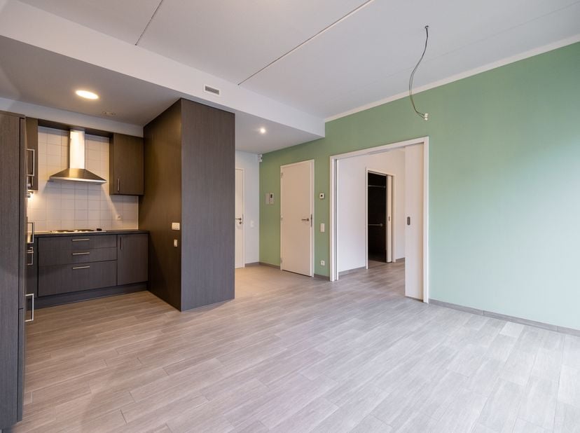 Zorgeloos wonen of beleggen in het centrum van Tienen?<br />
De site "De 2 Poorten" heeft een uitstekende ligging in een residentiële wijk in het stad