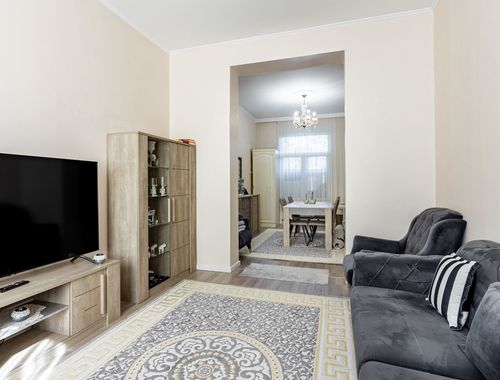                                         Duplex te koop in Schaarbeek, € 275.000
