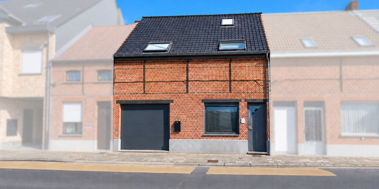 DAMSTRAAT 61