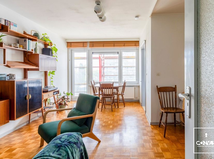Deze gezellige studio bevindt zich in de residentie De Groene Vallei, met zicht op de torens van Gent. Dankzij deze uitstekende ligging geniet u van e