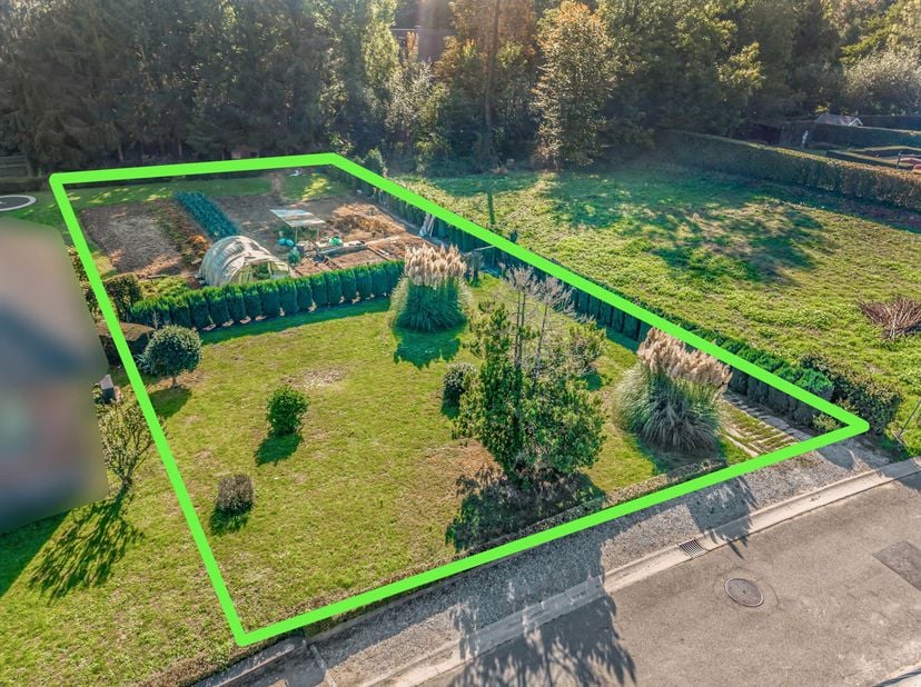 Grond te koop in Borrestraat,
                    1602 Vlezenbeek