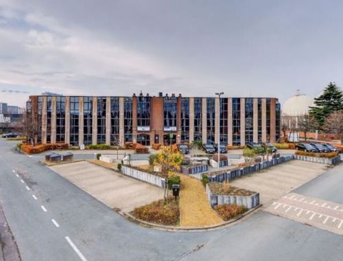                                         Bâtiment d’entreprise à louer à Anderlecht, € 3.710

