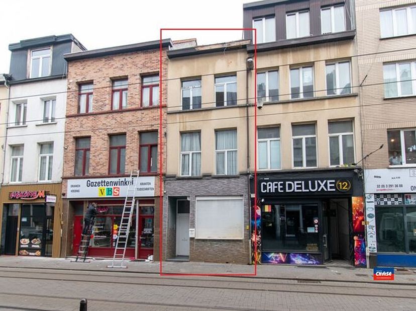 2060 ANTWERPEN | A RENOVER MAISON RENOVERE A L'ETAGE TRADITIONNEL AU CENTRE D'ANTWERPEN SUR UN TERRAIN DE 90m² | MOMENTALEMENT DIVISEE EN 2 UNITES D'H
