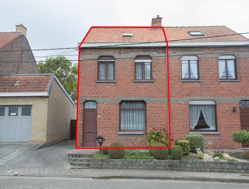                                         Maison à vendre à Hollebeke, € 135.000
