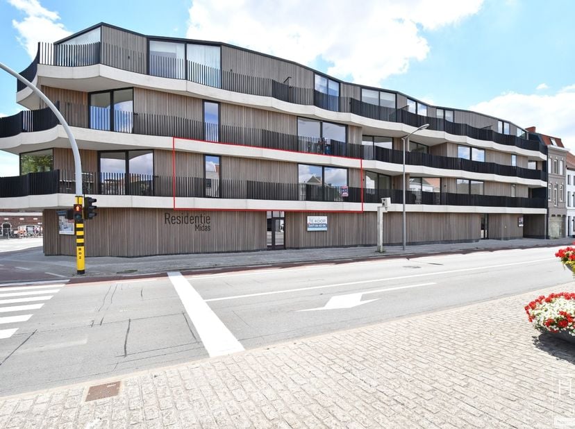 Appartement te huur in Meensesteenweg 1 bus 0012,
                    8500 Kortrijk