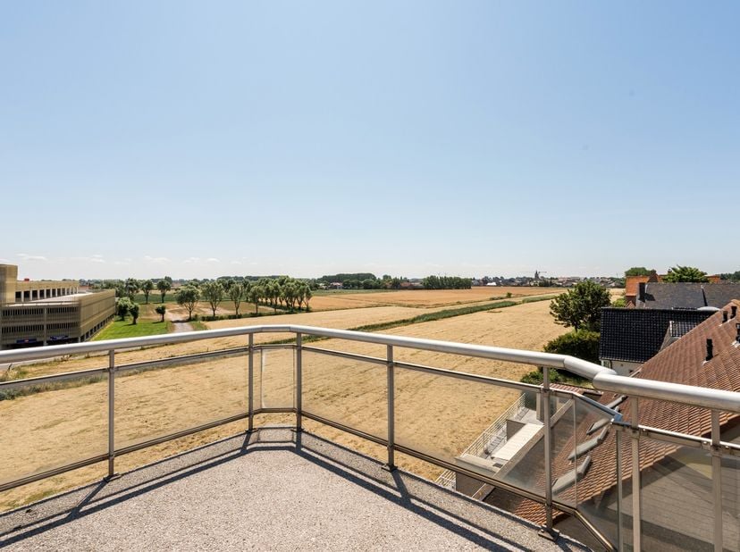 Welkom in residentie Eglantier, een kleinschalige en verzorgde residentie in het hart van Westende-Bad, op wandelafstand van zee, strand en de gezelli