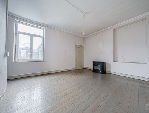                                         Appartementsgebouw te koop in Engis, € 145.000
