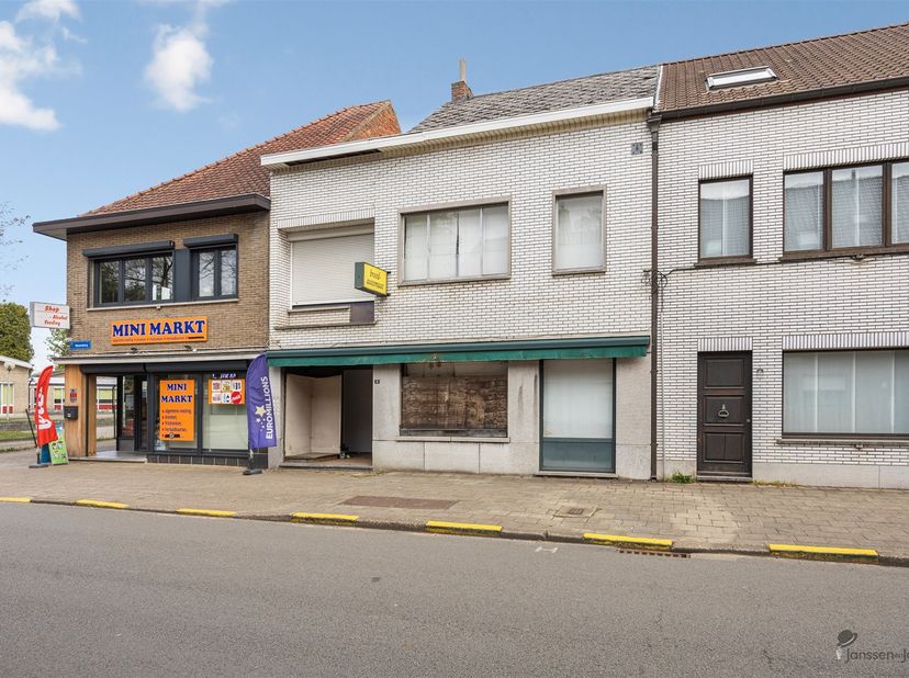 Bedrijfsvastgoed te koop
                    in 2450 Meerhout