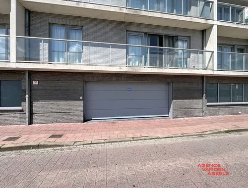                                         Garage à vendre à Sint-Michiels, € 37.500
