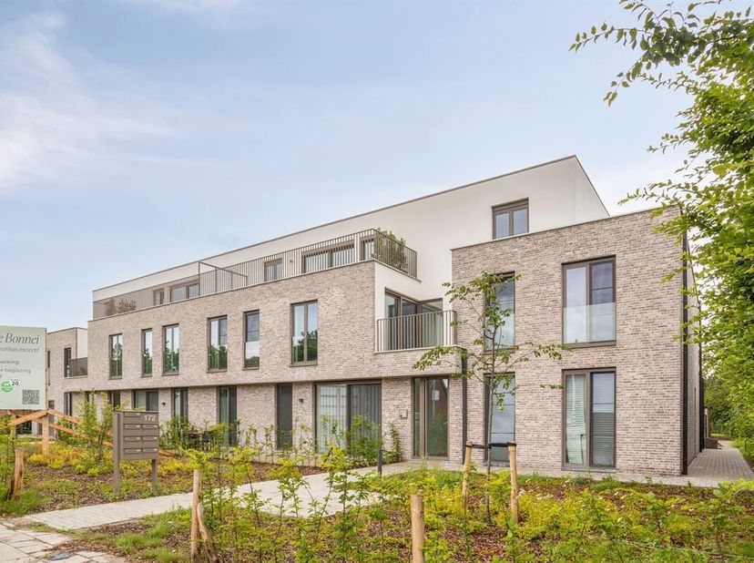 Penthouse neuf de 3 chambres avec de spacieuses terrasses à Bonheiden. Pour plus d'informations : hendrik@factumvastgoed.be ou 0472/22.22.04<br />
Déc