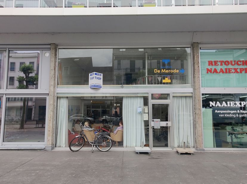 Bien professionnel à louer
                    à 2300 Turnhout