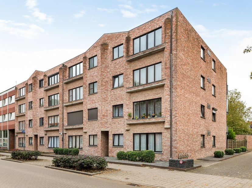 Appartement te koop in Lokerenstraat 102 bus 6,
                    2300 Turnhout