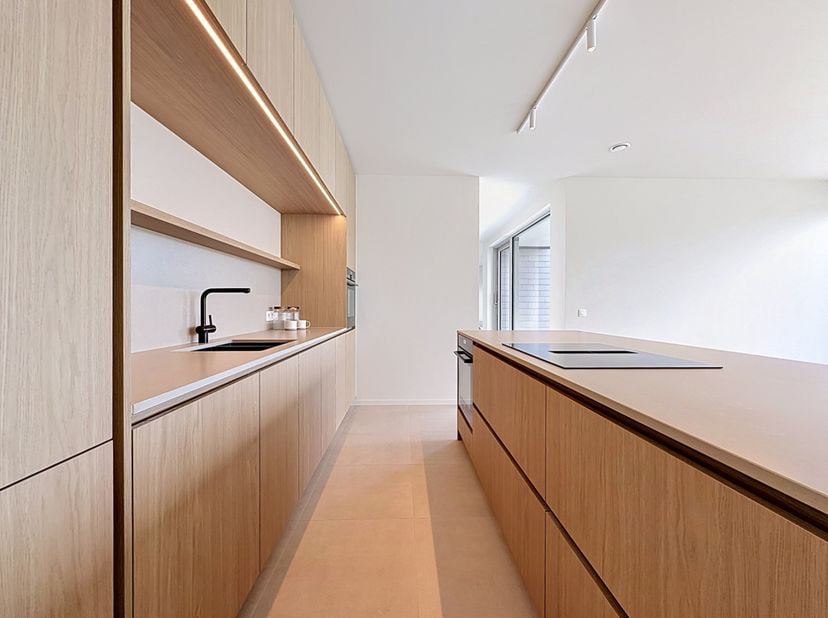 6% BTW mogelijk.&amp;nbsp; Ruim hoekappartement met ruim terras (20m²) gelegen&amp;nbsp;in de Residentie AQUILO, een stijlvolle nieuwbouwresidentie waar comfo