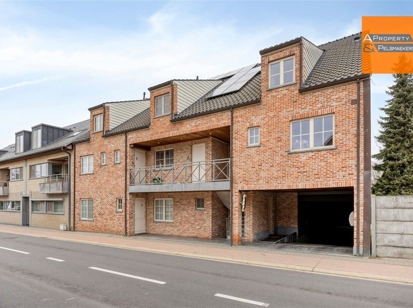 Instapklaar appartement met vier slaapkamers in Bierbeek!<br />
Op zoek naar een modern en volledig afgewerkt appartement? Dan is deze instapklaar app