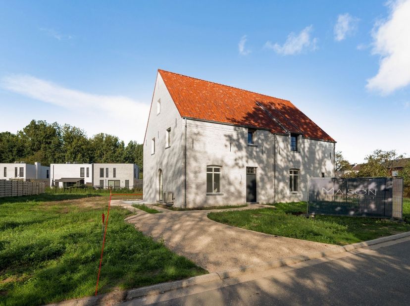 Huis te koop in Schransstraat 3,
                    2560 Nijlen