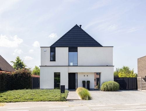                                         Uitzonderlijke woning te koop in Destelbergen, € 899.000

