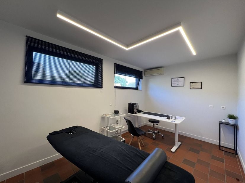 Praktijkruimte van ca. 20 m² te huur in Meldert (Lummen)<br />
<br />
Aan de Processieweg 51 in Meldert, deelgemeente van Lummen, komt een praktijkrui