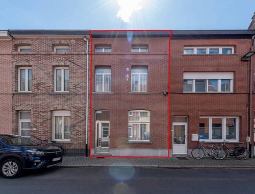                                         Rijwoning te koop in Mechelen, € 250.000
