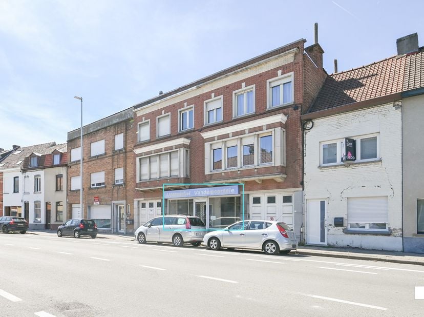 Bedrijfsvastgoed te koop in Brugsesteenweg 59,
                    8500 Kortrijk
