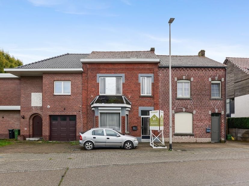 Maison à vendre à Houtstraat 35,
                    3800 Sint-Truiden