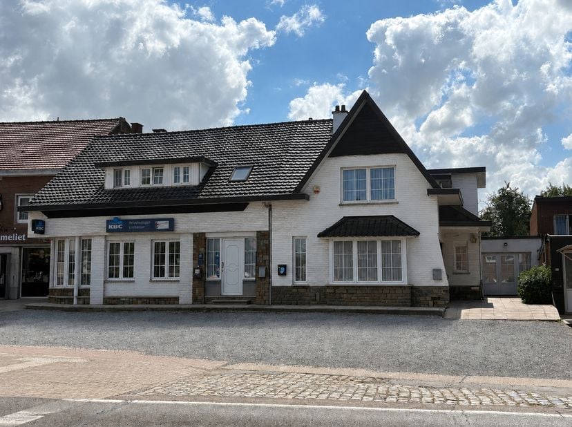 Bedrijfsvastgoed te koop in Steenweg 172,
                    3870 Heers