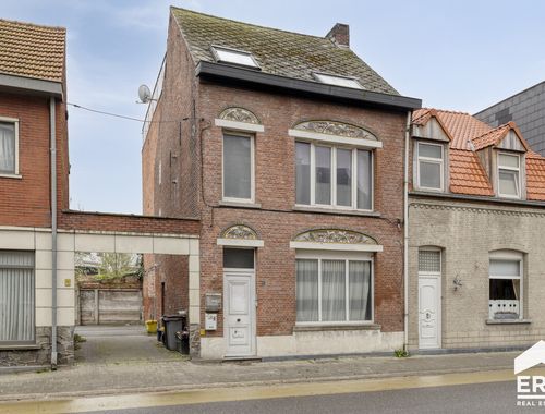                                         Maison à vendre à Mol, € 195.000
