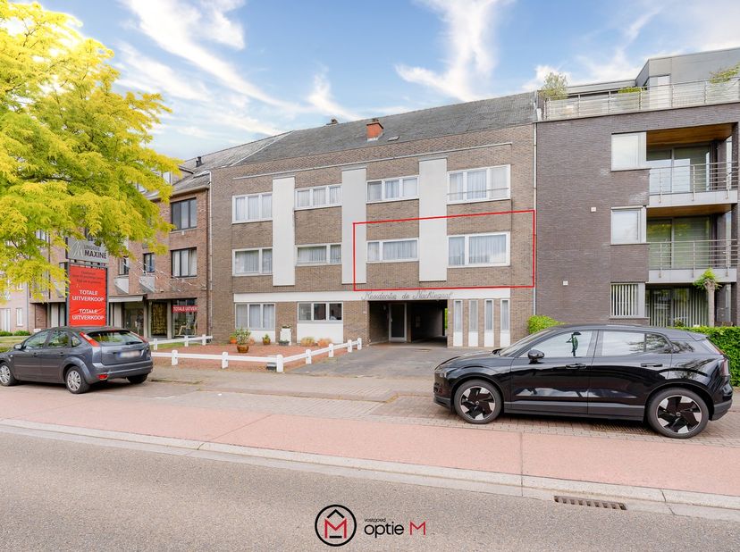 Appartement à vendre
                    à 3510 Kermt
