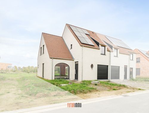                                         Woning te koop in Ruiselede, € 406.000
