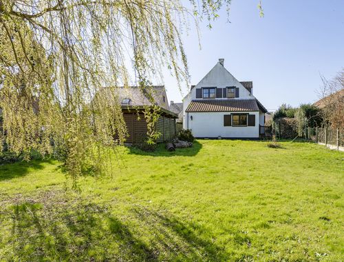                                         Villa à vendre à Petit-Enghien, € 480.000
