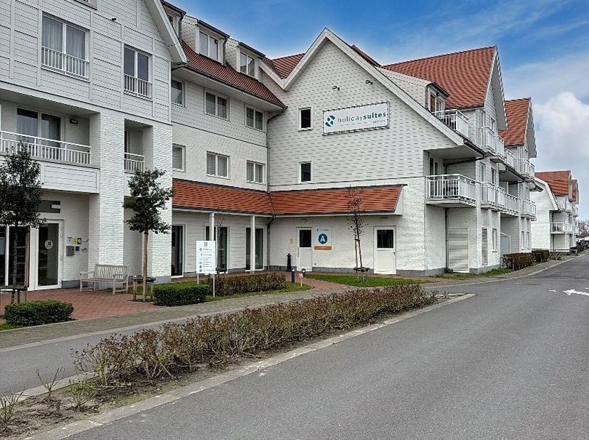Deze zorgeloze vastgoedinvestering is gelegen aan de Belgische Kust, waar u ook zelf van kan genieten.<br />
<br />
Ibis Styles Nieuwpoort is een 3-st