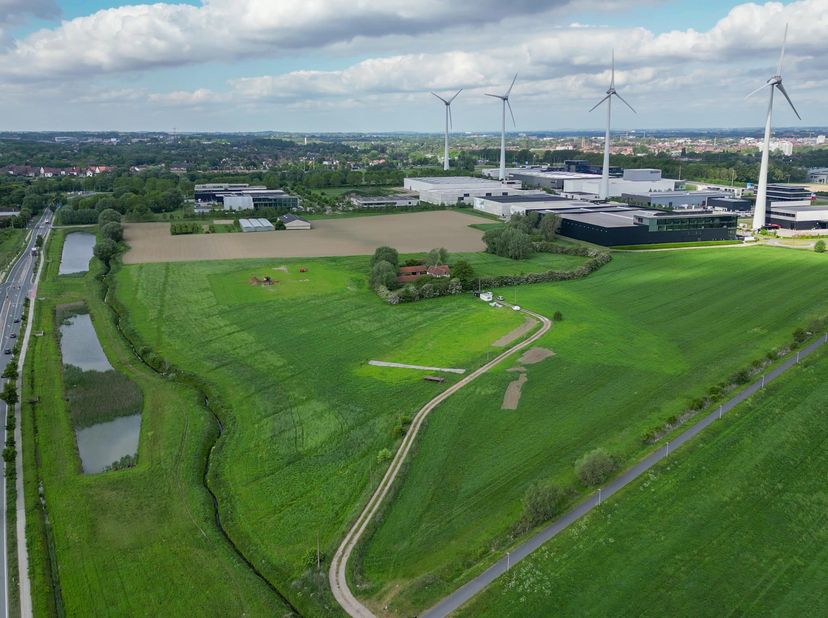 Terrain à vendre
                    à 8530 Harelbeke