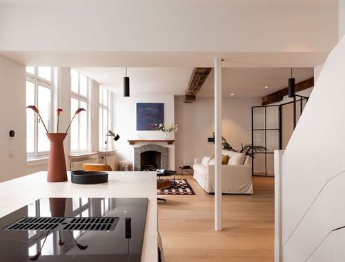                                         Bel-étage à vendre à Brugge, € 435.000
