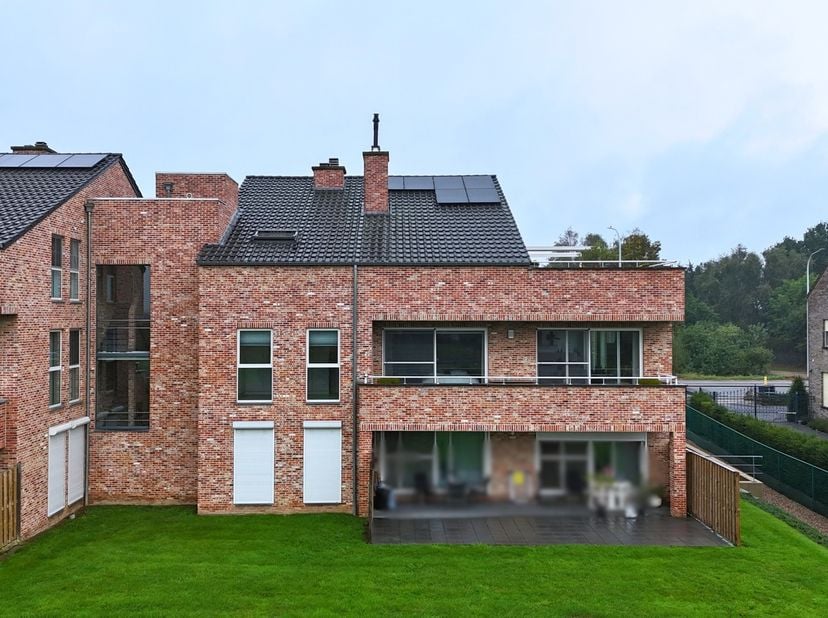 Appartement à vendre à Rijksweg 731 boîte 4,
                    3650 Rotem