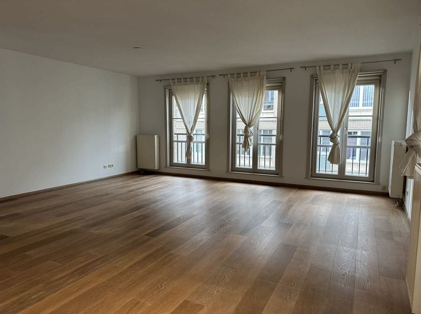 Appartement te huur in ,
                    2000 Antwerpen