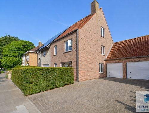                                         Maison à vendre à Assebroek, € 484.000
