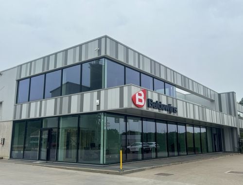                                         Kantoor te huur in Hasselt, € 695
