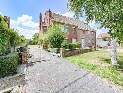                                         Maison à vendre à Zulte, € 260.000
