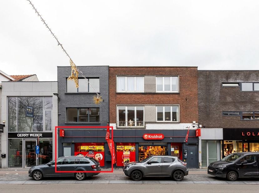 OPGELET: HET GAAT OVER DE HELFT VAN HET HUIDIGE KRUIDVAT!<br />
Bent u op zoek naar een goede investering met een interessant rendement? Dan is dit mi
